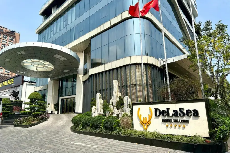 DeLaSea Ha Long Hotel