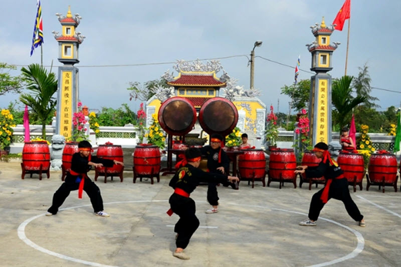Đà Nẵng rộn ràng hội làng giữa phố