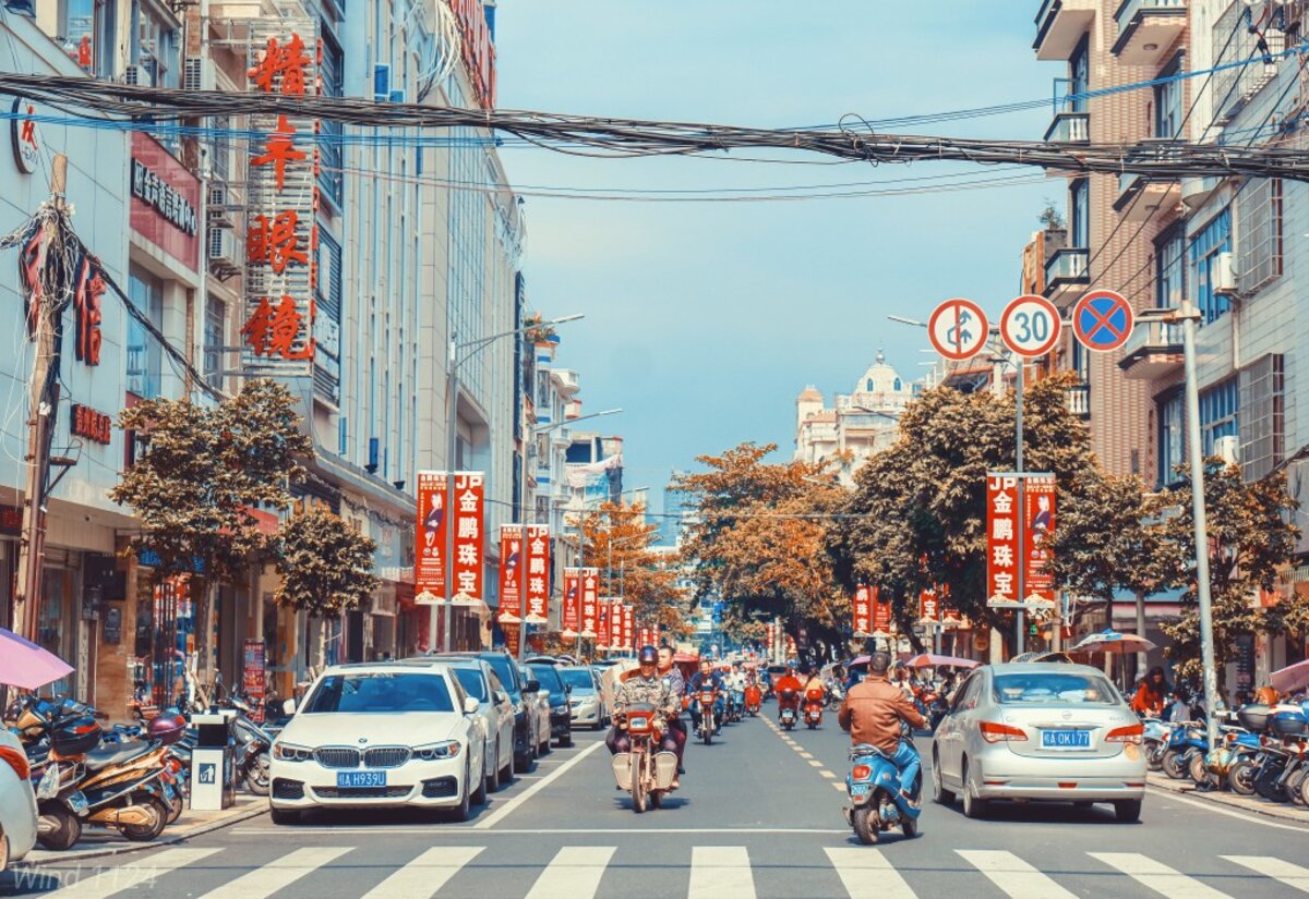 HÀ NỘI – MÓNG CÁI –  ĐÔNG HƯNG (3N2Đ)