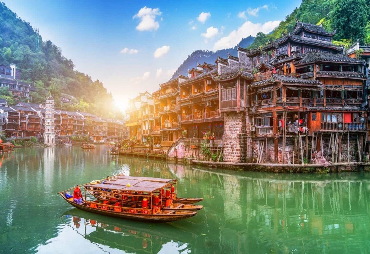 NAM NINH - PHƯỢNG HOÀNG CỔ TRẤN –  PHÙ DUNG TRẤN – TRƯƠNG GIA GIỚI - THIÊN MÔN SƠN