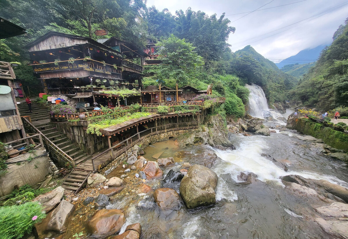 HÀ NỘI – MỘC CHÂU – SƠN LA – ĐIỆN BIÊN – SAPA