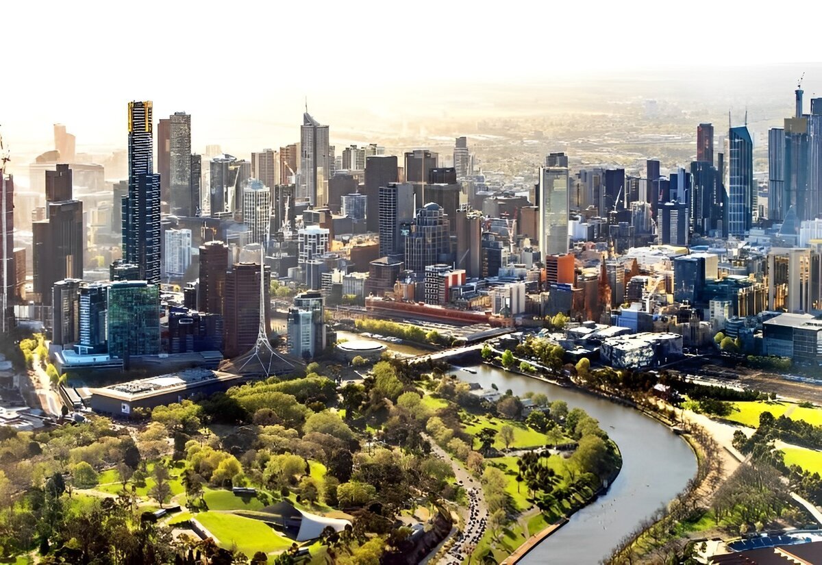 MELBOURNE - BALLARAT – BACCHUS MARSH - CANBERRA - SYDNEY